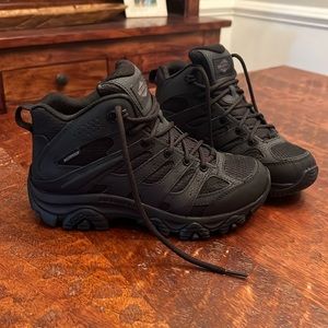 Men’s size 5.5 excellent condition Merrell boots without box